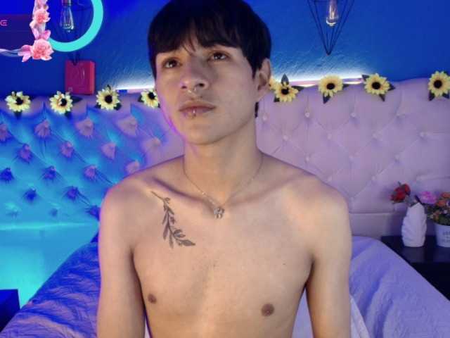 AleAurarashi BongaCams Model