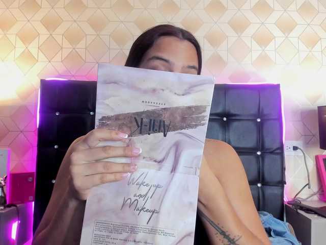 Alexxa-Carter BongaCams Model