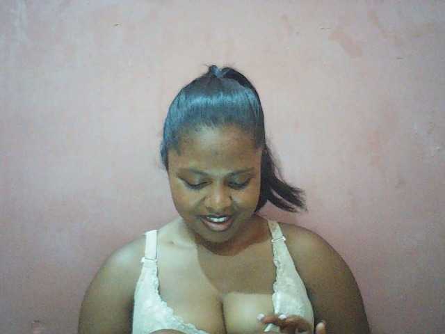 Balanchega BongaCams Model