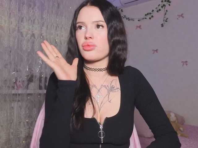 JessiBlossom BongaCams Model