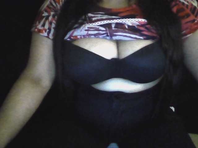 JulieJoe BongaCams Model