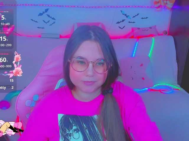 LittleKitsune BongaCams Model