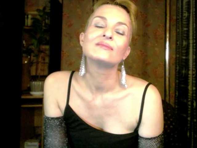 Soniadance BongaCams Model