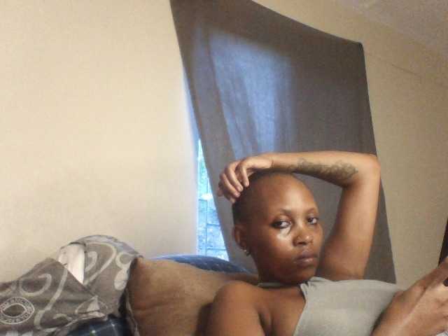 Speeytightpusy1 BongaCams Model