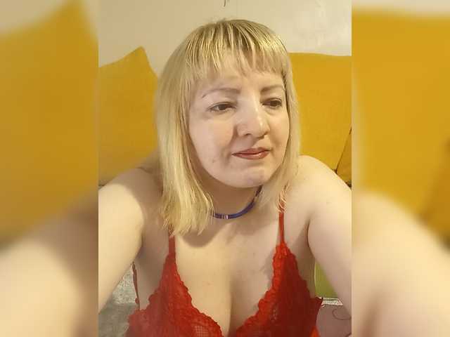 StefanyMellow3 BongaCams Model