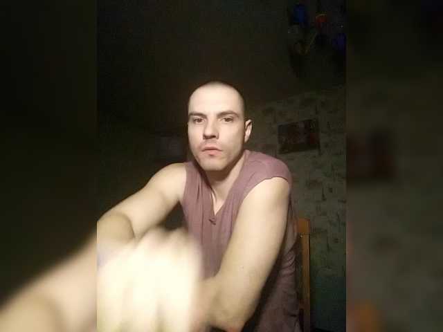 f1tness-man BongaCams Model