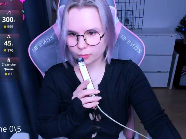 hellfire-club BongaCams Model