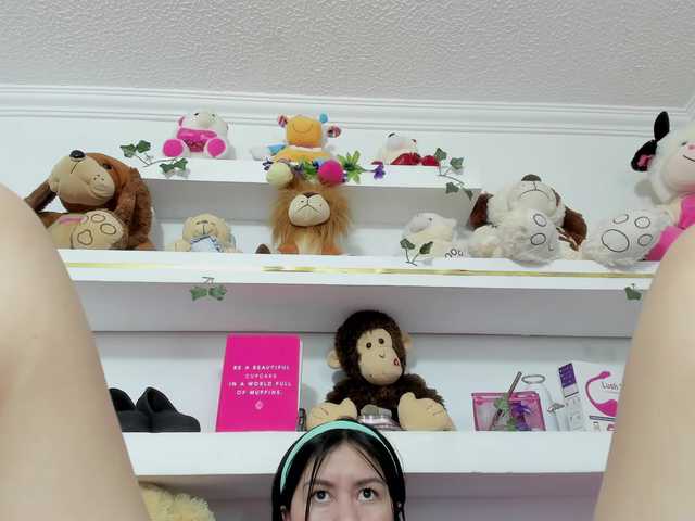 vickyflores BongaCams Model