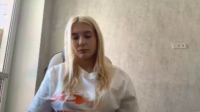 LaraineDenard CAM4 Model