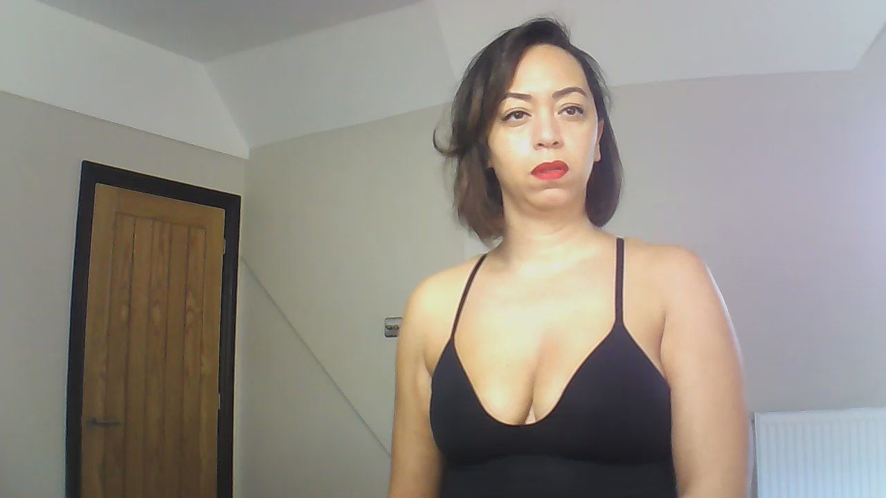 QueenTricks CAM4 Model