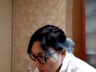 adellapasco CamSoda Model