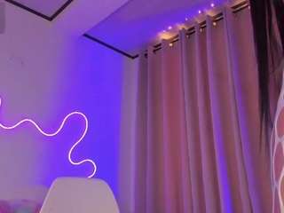 allison-alahia CamSoda Model