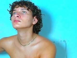 arielnoir6958 CamSoda Model