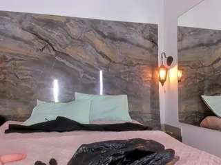 brooke-sky CamSoda Model