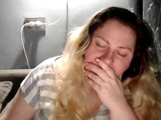 candycream17 CamSoda Model