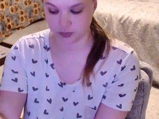 elinahluscious CamSoda Model