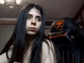 ellaandersen CamSoda Model