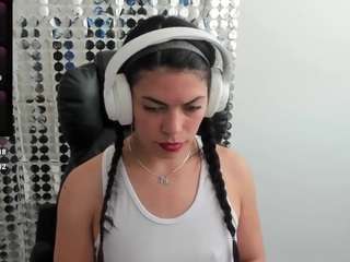 estefanir CamSoda Model