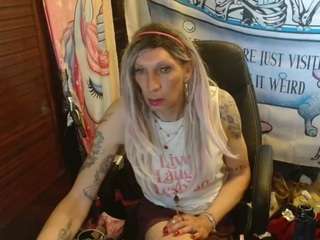 ombelinehawkins CamSoda Model