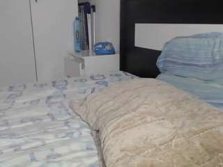 petite-danielle CamSoda Model