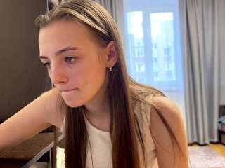 romanebelanger CamSoda Model