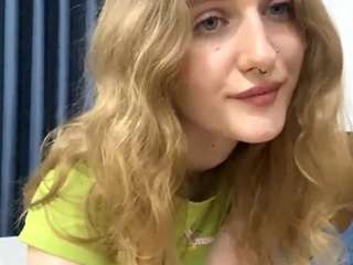 rosalievasseurbevy CamSoda Model