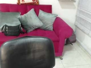 scarlet-redhead CamSoda Model