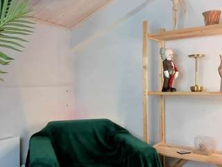 vinitanienaber CamSoda Model