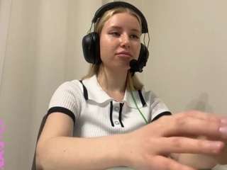 yasminebuffo CamSoda Model