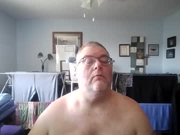 b1gh0rnyguy Chaturbate Model