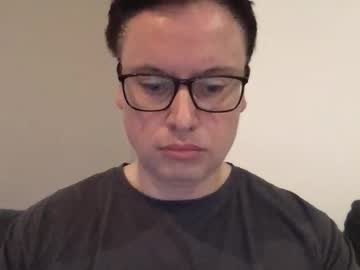 goodlookingguy768925 Chaturbate Model