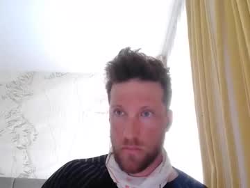 moms_little_monster Chaturbate Model