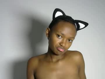 pretty_queennie Chaturbate Model