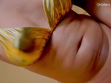 thippy69 Chaturbate Model