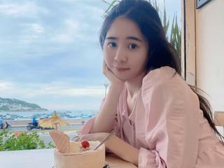 Emily2011 ImLive Model