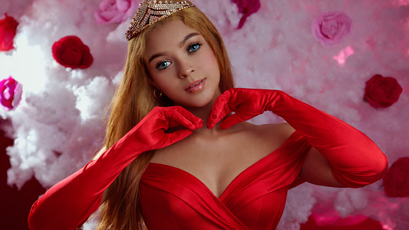 DonaCartier Skyprivate Model