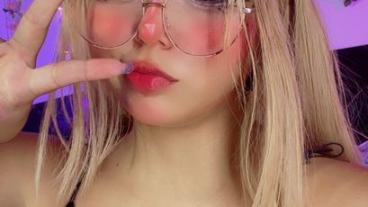 EmyGomez Skyprivate Model