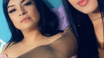 Natalia_y_Megan Skyprivate Model