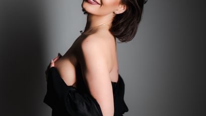 SelenaRyan Skyprivate Model