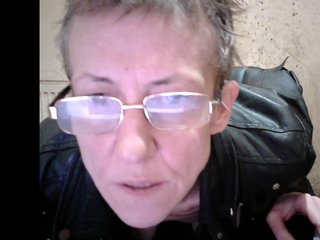 yougeny Streamate Model