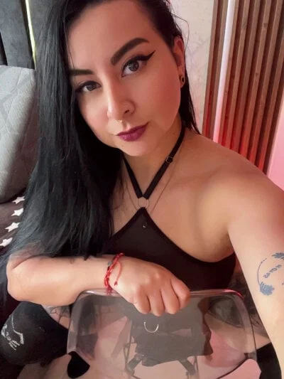 Abril_Luv Stripchat Model