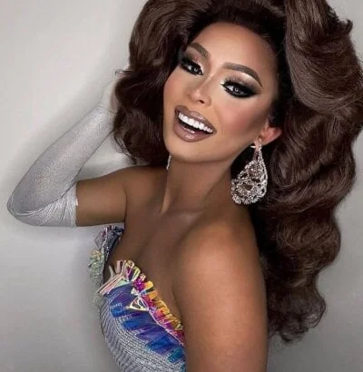 Alecash_ Stripchat Model