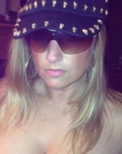 Aleesa_milfxo Stripchat Model