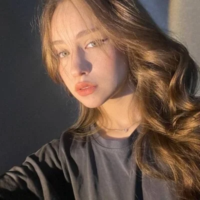 Alice_loft Stripchat Model