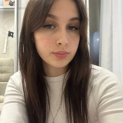 AriaMeire Stripchat Model