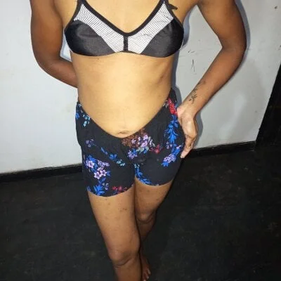 BabyHansi Stripchat Model