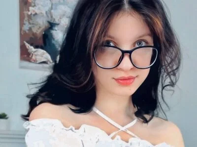 Baby_Evalena Stripchat Model