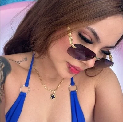 Beella1_ Stripchat Model