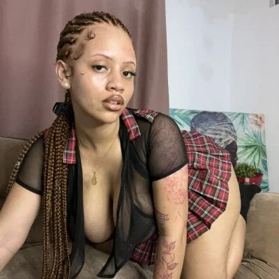 Charlotee_ Stripchat Model