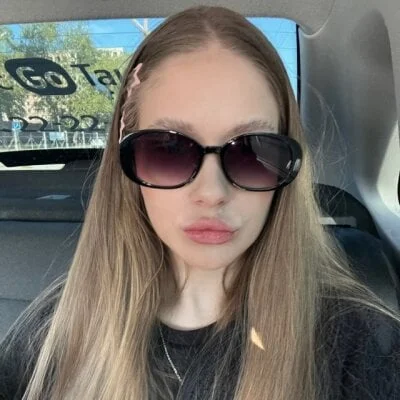 Chloemyluv Stripchat Model